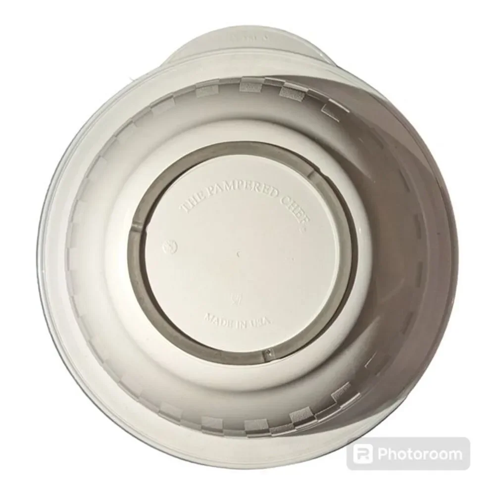 PAMPERED CHEF 8.75